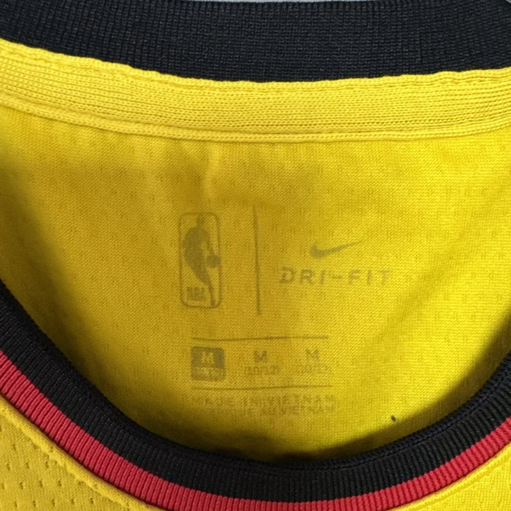 Atlanta Hawks Trae Young #11 Jersey Mens Med Nike 75th Anniversary City Swingman
